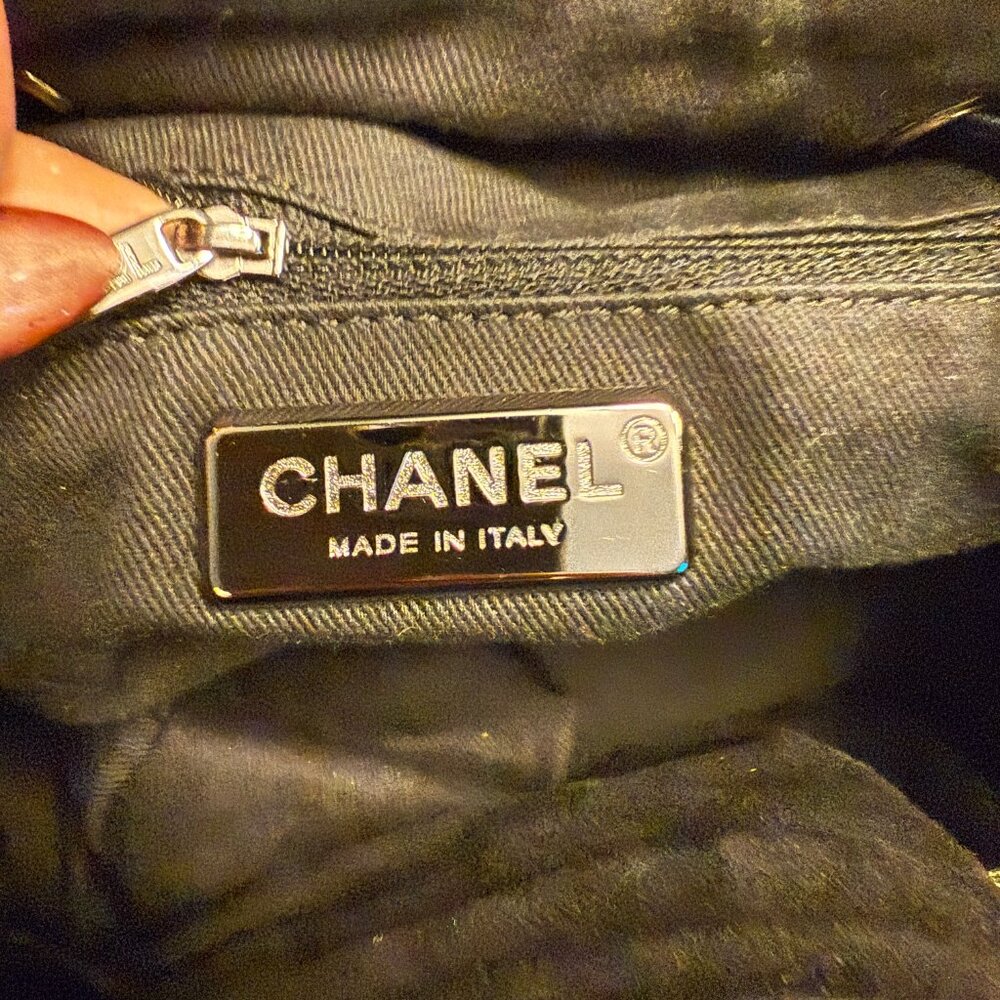 Chanel Matelassé Pony-Style Calfskin Shoulder Bag - Picture 8 of 8